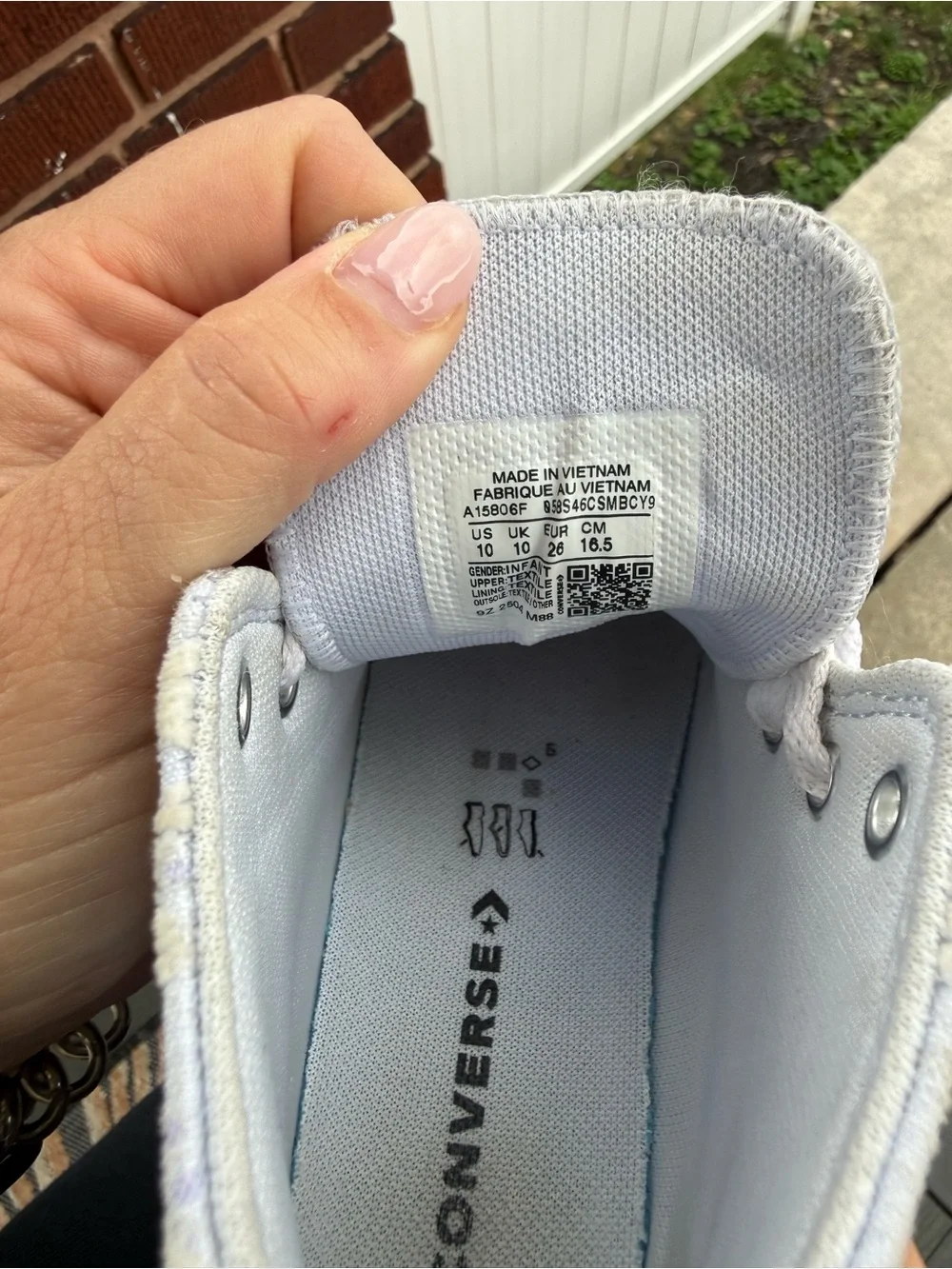 Converse Kids High-Top Sneakers in Light Lavender and White Floral
